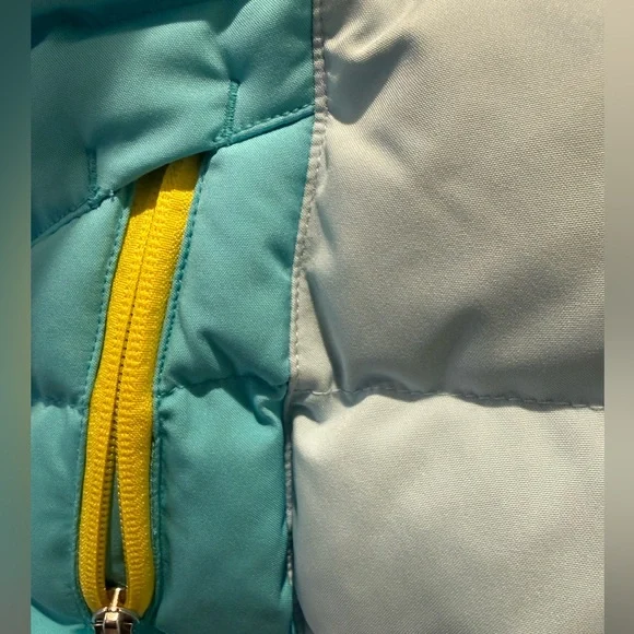 Spyder Kids Winter Puffer Jacket Size 6- Great Condition - Picture 6 of 7